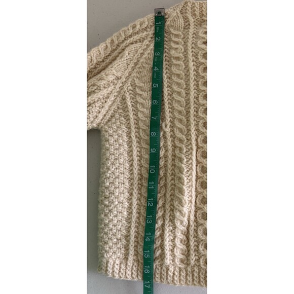 Carrick Finn Ireland child’s 100% Wool Sweater Cardigan Cream Fisherman Chest 30 - Picture 5 of 5